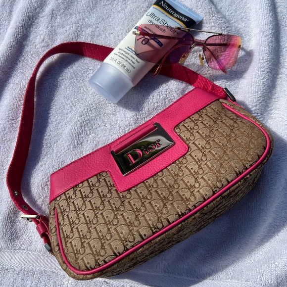 ✨SOLD✨ Dior Pink Mini Street Chic Bag - Picture 3 of 14